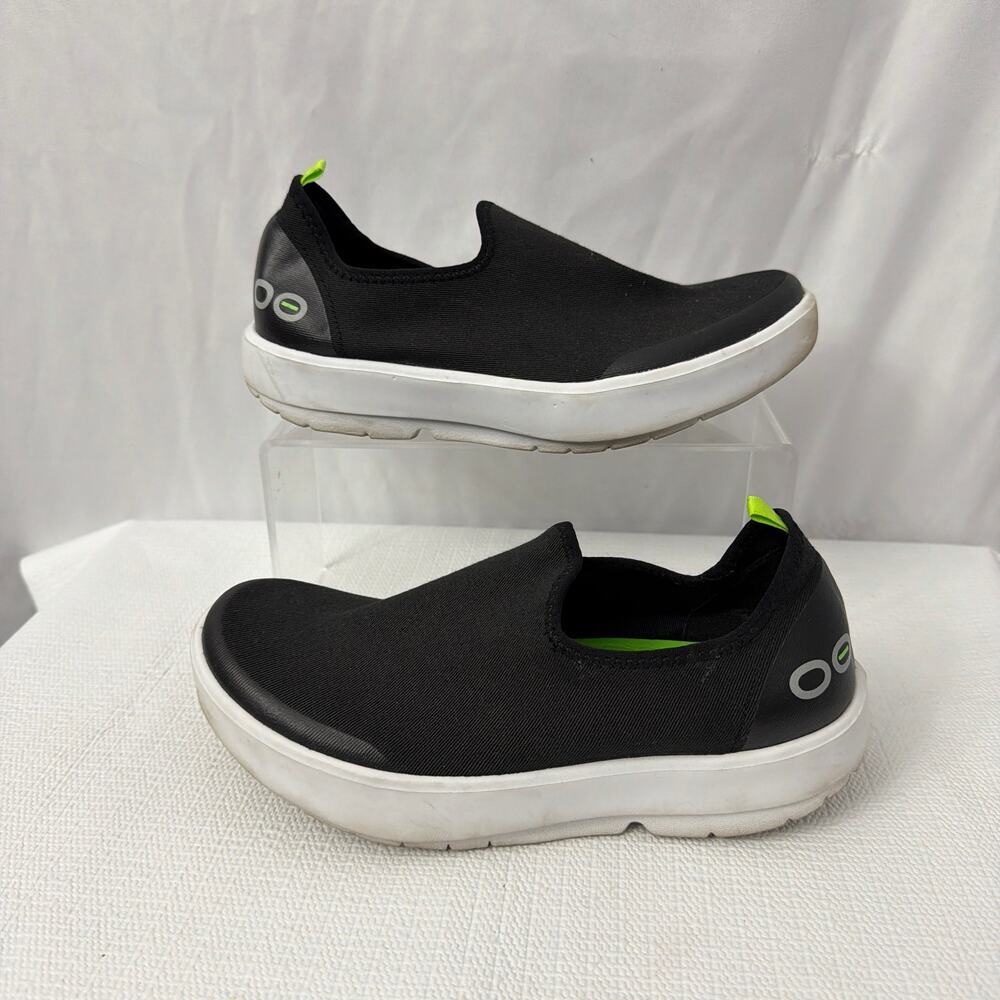 OOFOS OOmg eeZee Low Shoes Womens Size 7 Black Recovery Sneaker Slip On - Picture 8 of 10